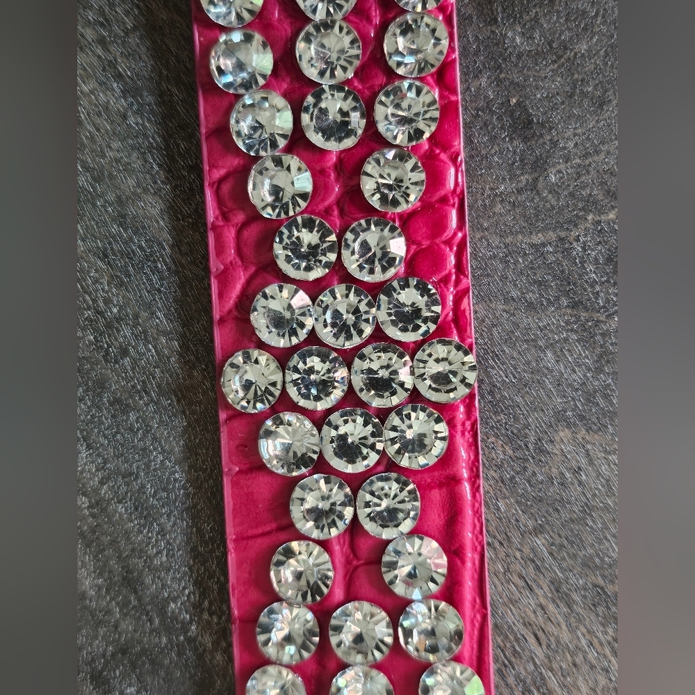 NWT Pink Western Rhinestone Studded Alligator Embossed Raspberry Belt - Picture 4 of 4